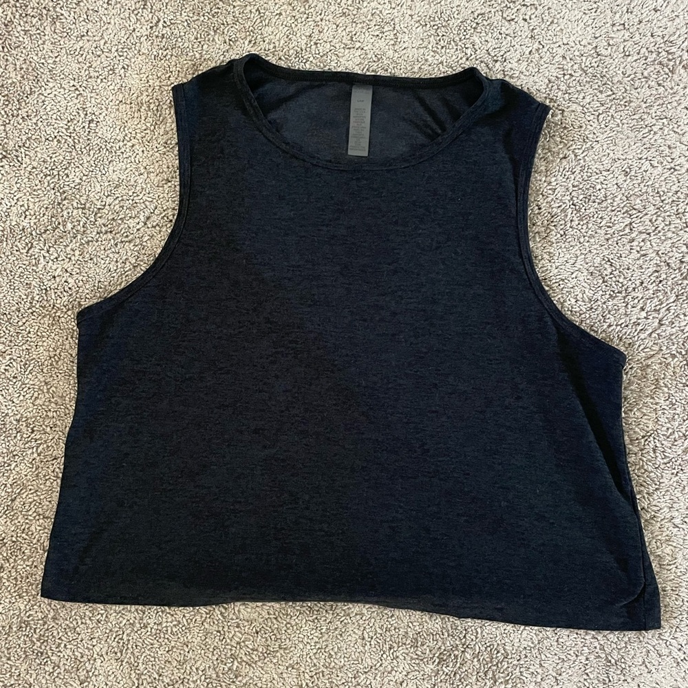 LIKE NEW Beyond Yoga Featherweight Tank - size small - Darkest Night